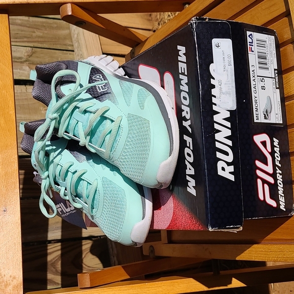 FILA Memory Galaxia 3 Running Sneaker Women's 8.5 Mint/Grey - Picture 1 of 9